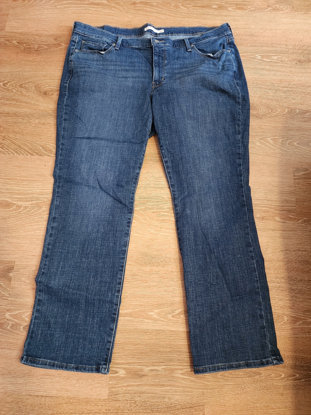 Levi's Women's Classic Straight Leg Jeans Dark Wash Stretch Denim Size 20W